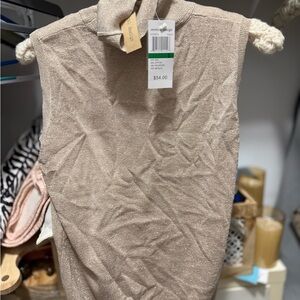 Women's Beige Sleeveless Top